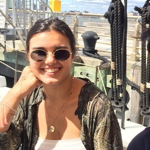 Meet your Posher, Alara